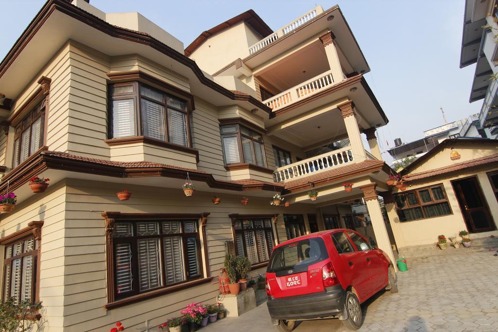 Dipankara Holiday Home Kathmandu Buitenkant foto