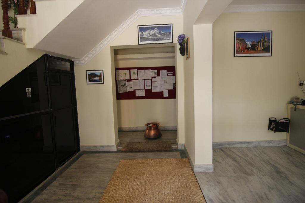 Dipankara Holiday Home Kathmandu Buitenkant foto