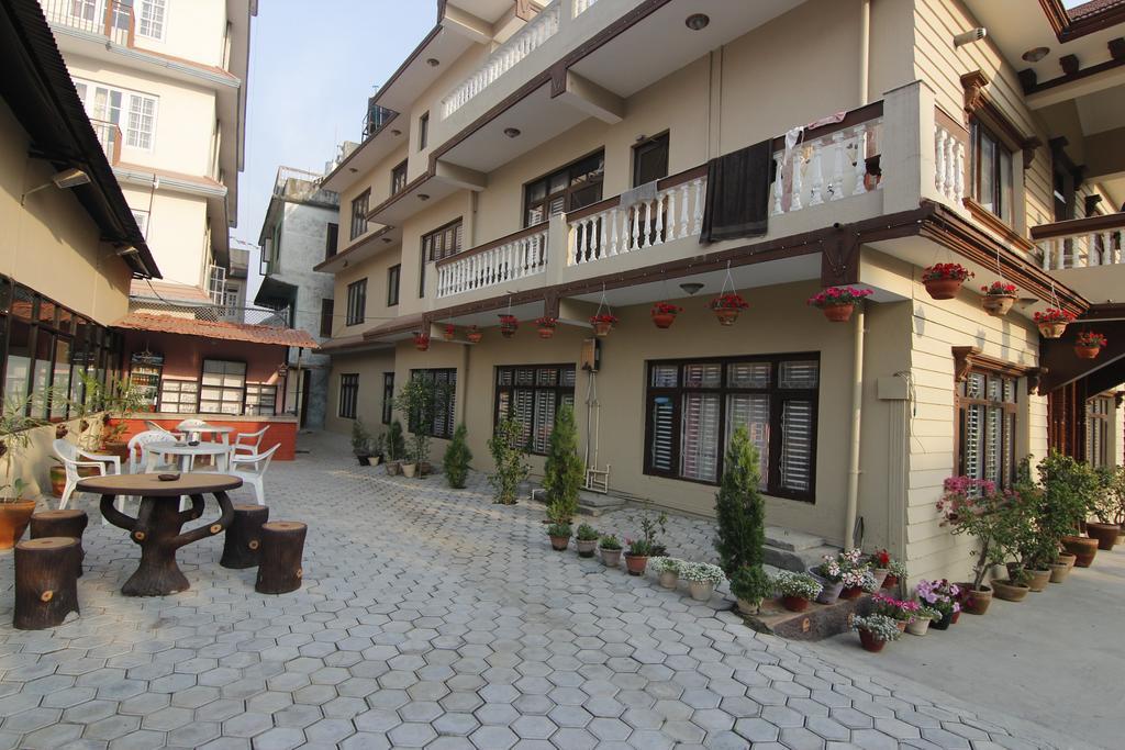 Dipankara Holiday Home Kathmandu Buitenkant foto