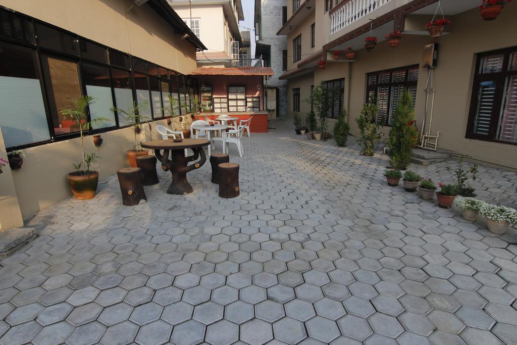 Dipankara Holiday Home Kathmandu Buitenkant foto