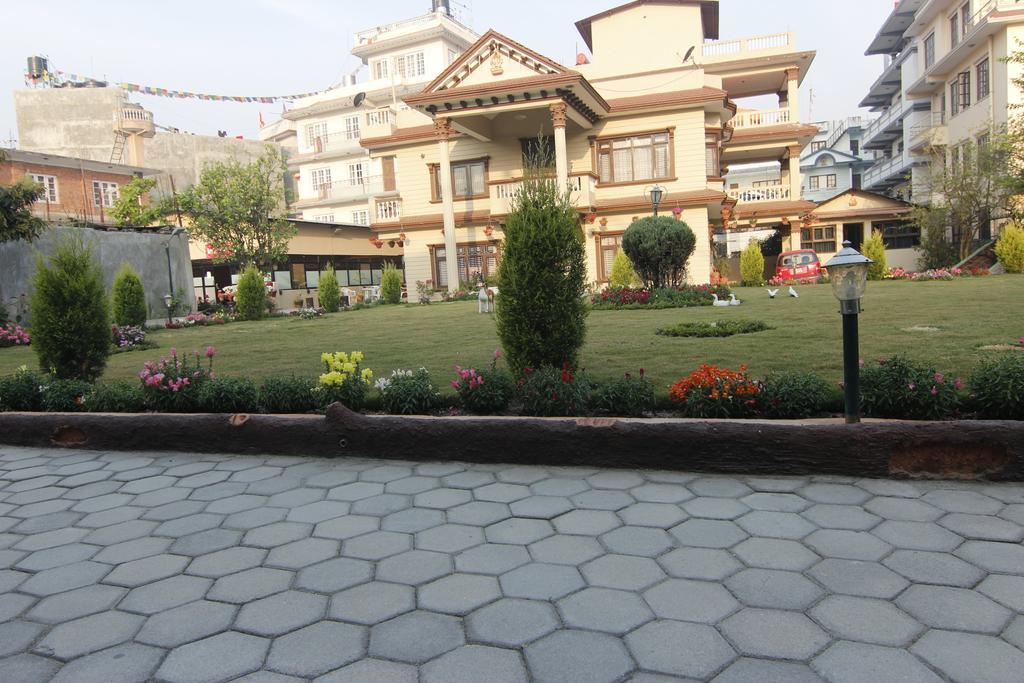 Dipankara Holiday Home Kathmandu Buitenkant foto