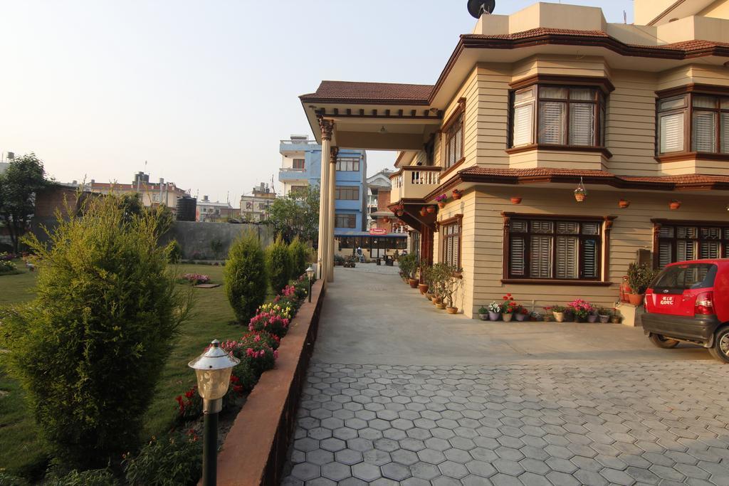 Dipankara Holiday Home Kathmandu Buitenkant foto