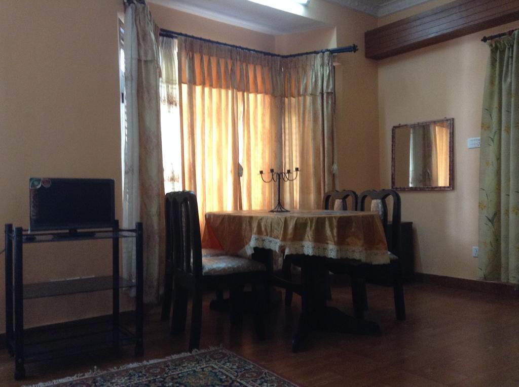 Dipankara Holiday Home Kathmandu Buitenkant foto