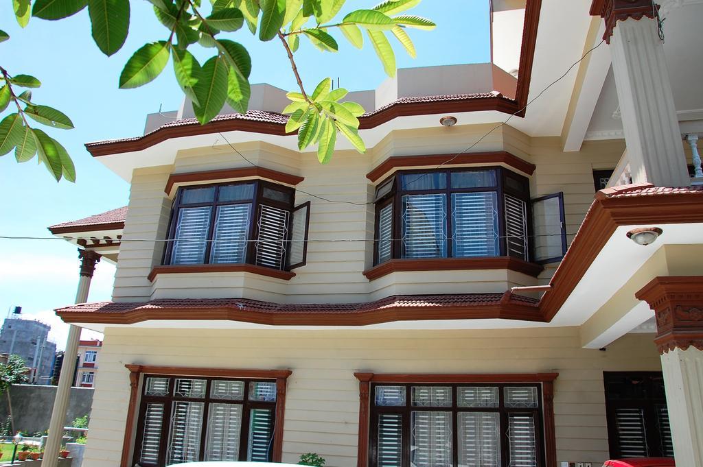 Dipankara Holiday Home Kathmandu Buitenkant foto