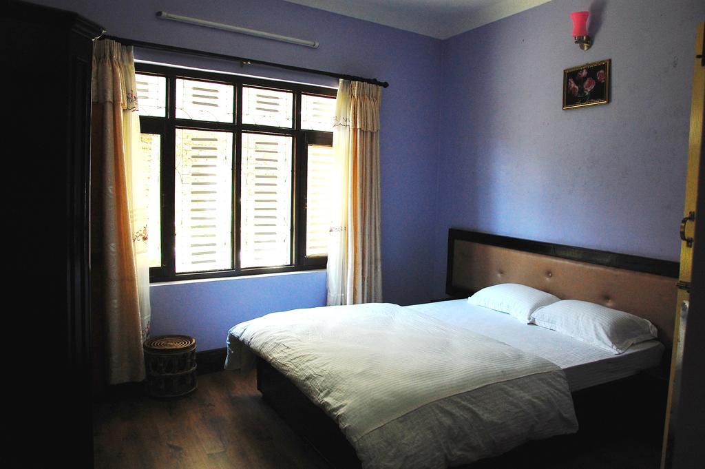 Dipankara Holiday Home Kathmandu Buitenkant foto