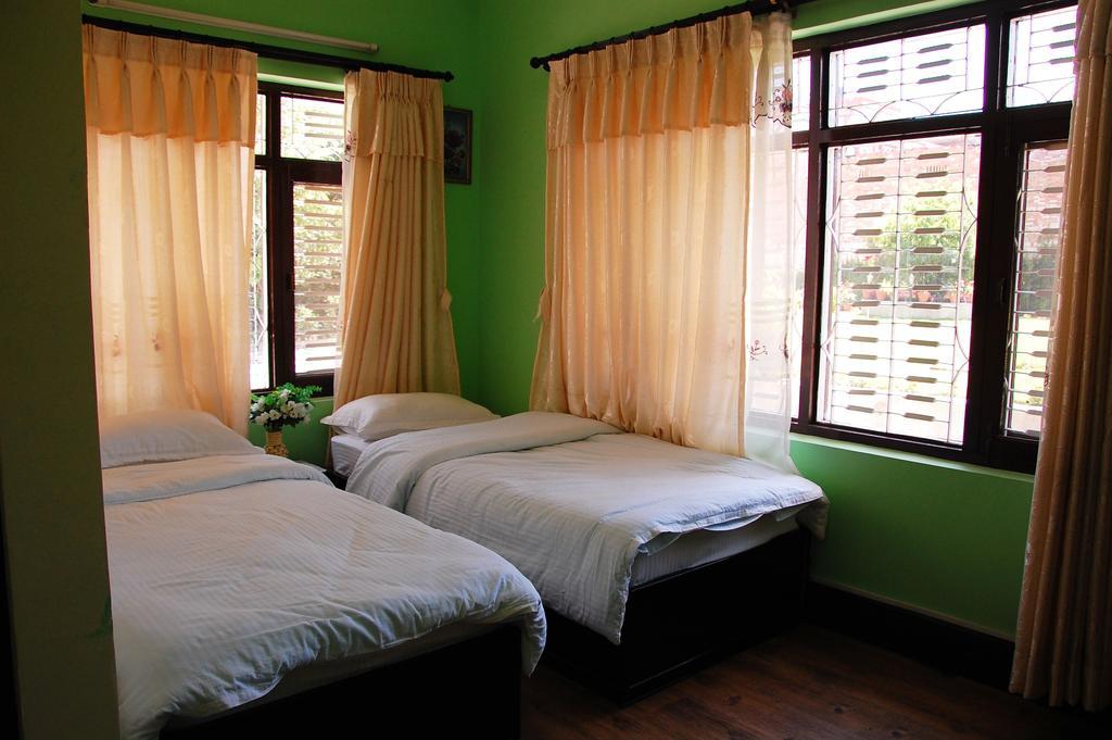 Dipankara Holiday Home Kathmandu Buitenkant foto
