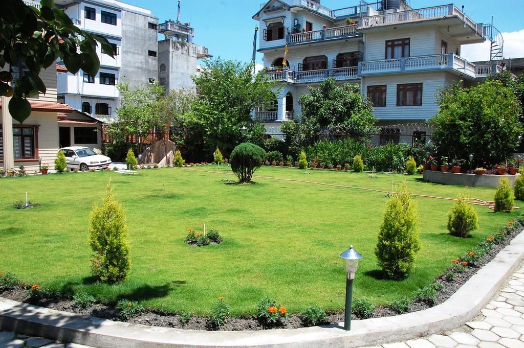 Dipankara Holiday Home Kathmandu Buitenkant foto