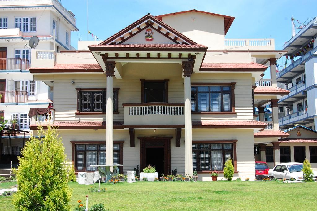 Dipankara Holiday Home Kathmandu Buitenkant foto