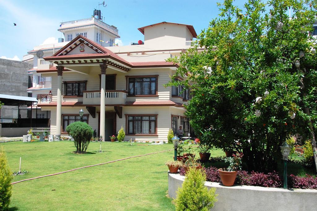 Dipankara Holiday Home Kathmandu Buitenkant foto